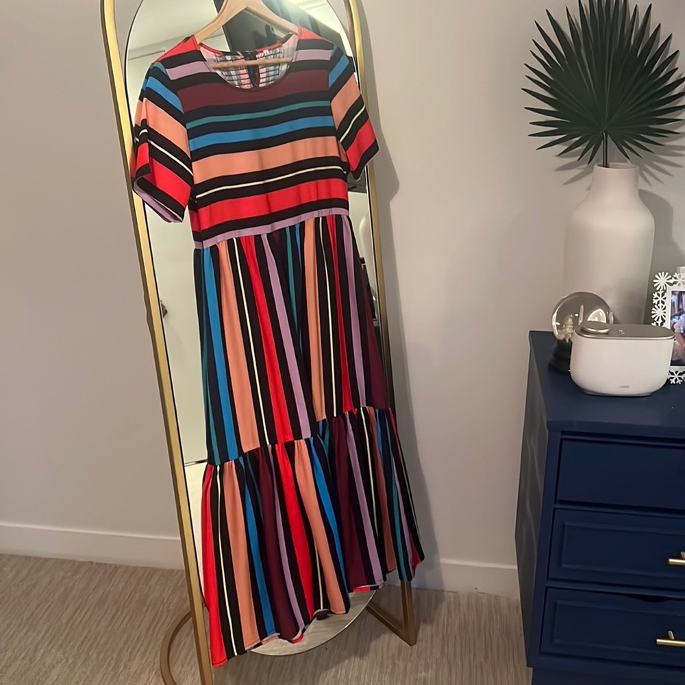 New Cute Amazon dress in size small